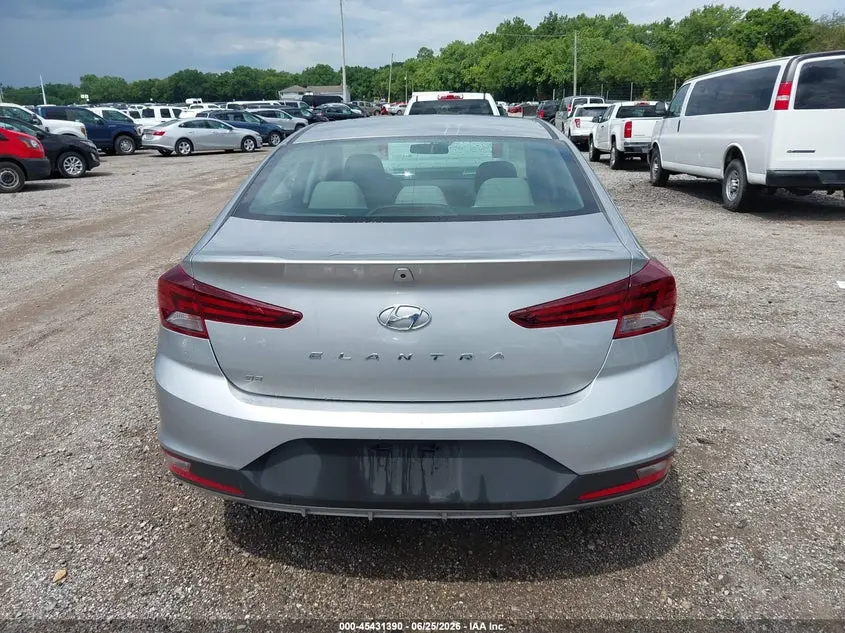 2020 HYUNDAI ELANTRA SE