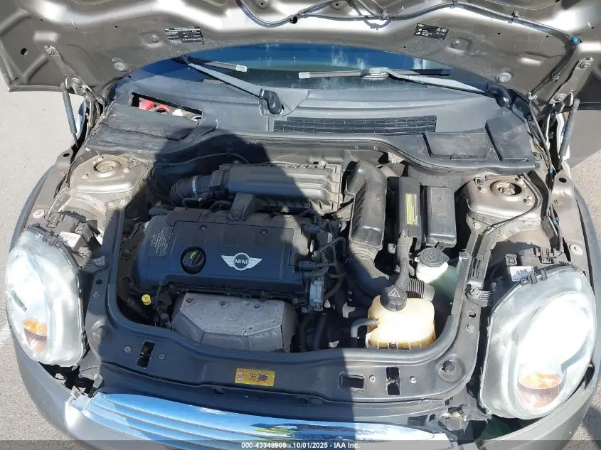 2011 MINI COOPER  