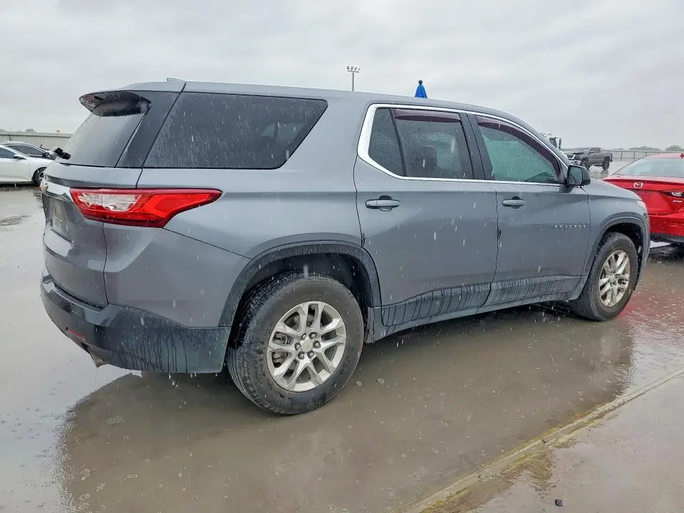 2020 CHEVROLET TRAVERSE LS  