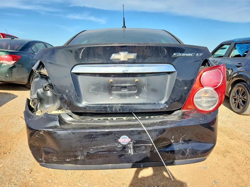 2014 CHEVROLET SONIC LT  