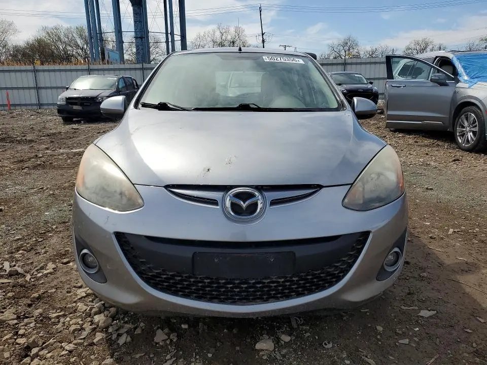 2013 MAZDA MAZDA2   