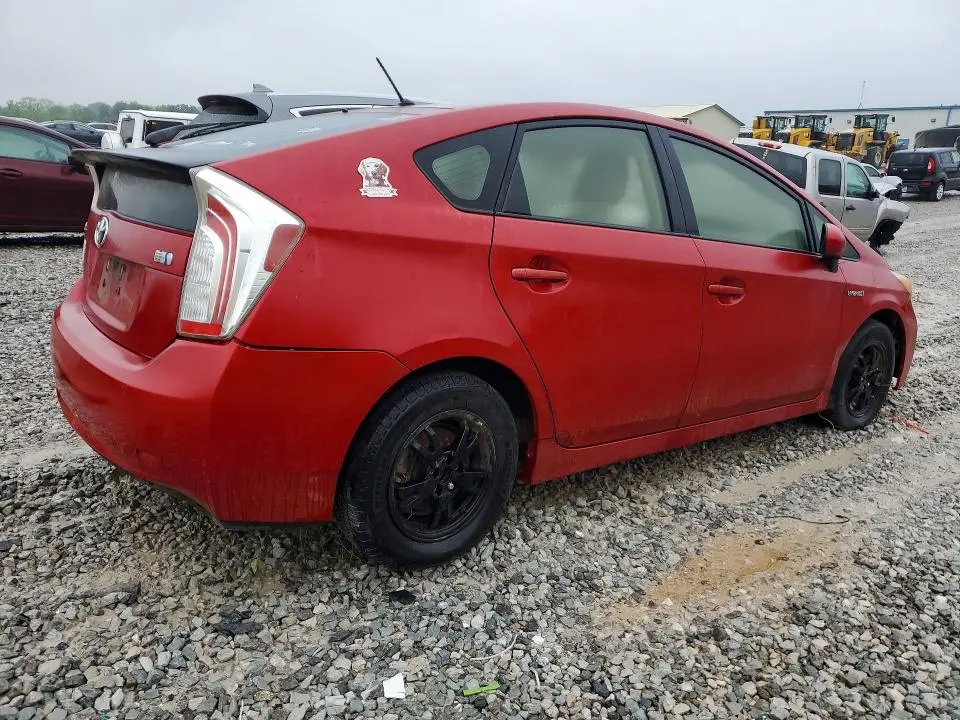 2013 TOYOTA PRIUS TWO  