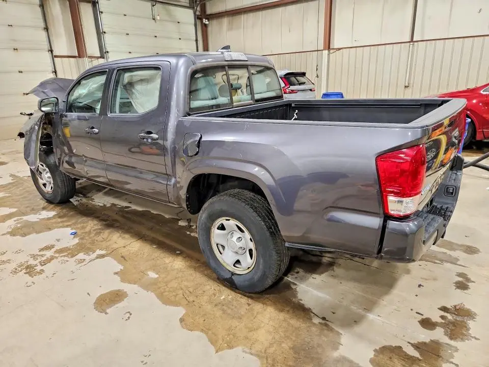 2017 TOYOTA TACOMA SR V6  