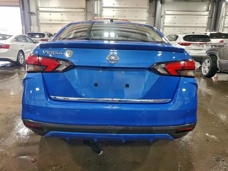 2021 NISSAN VERSA S  