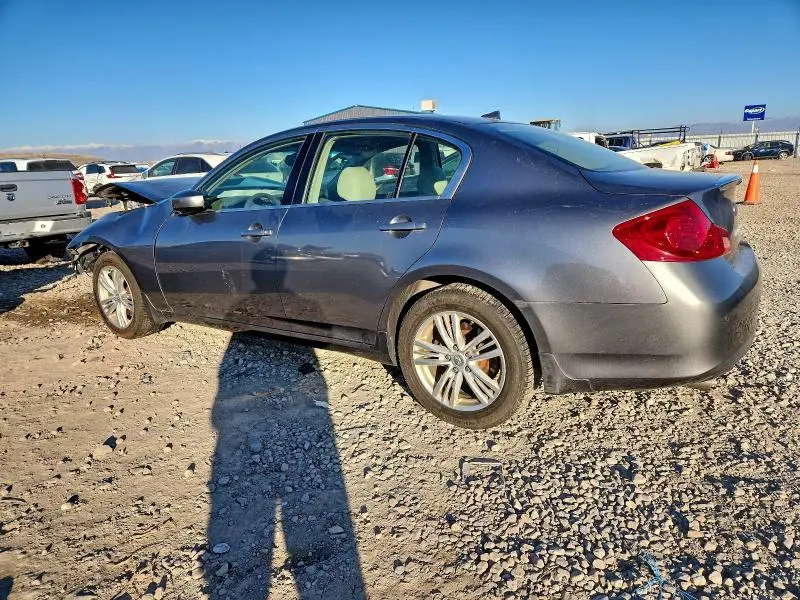 2011 INFINITI G37   