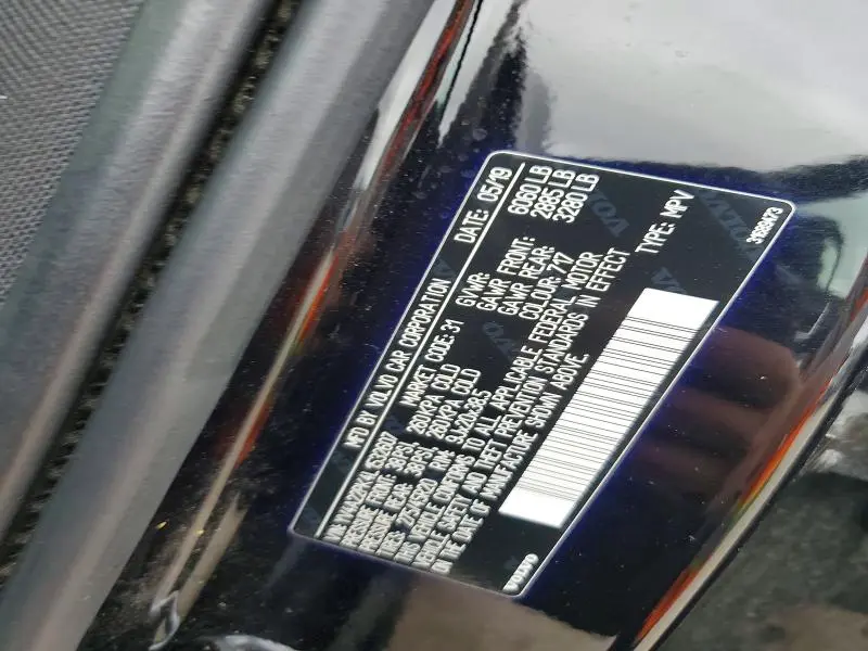 2020 VOLVO XC90 T6 MOMENTUM  