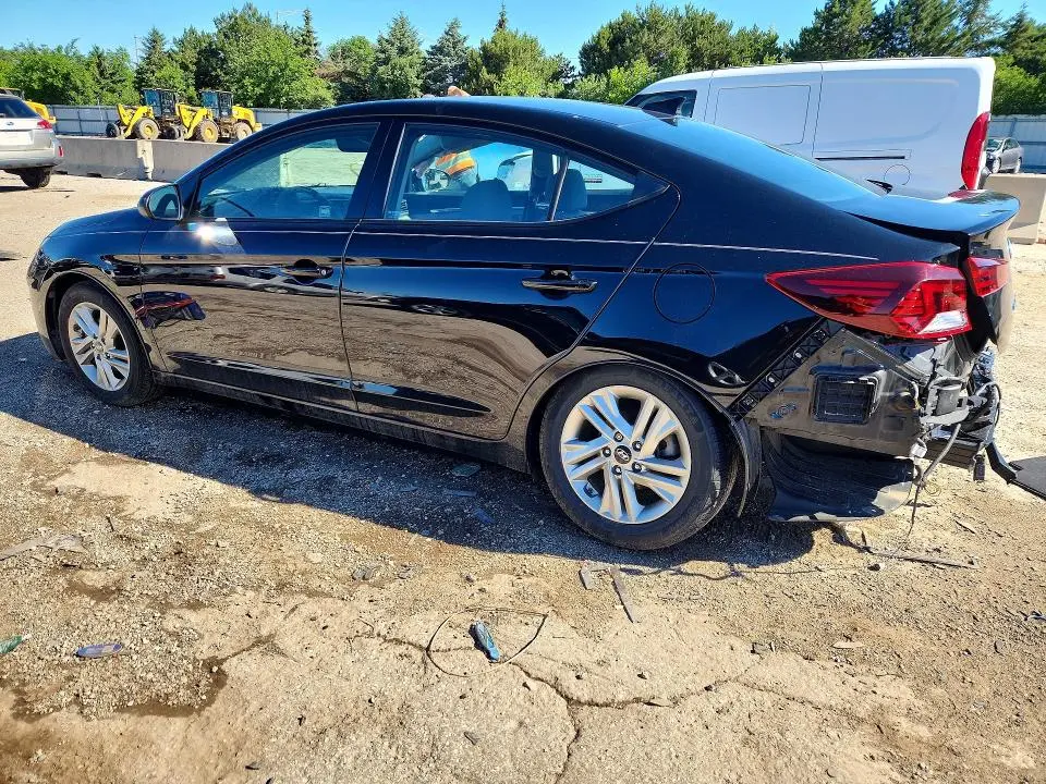 2020 HYUNDAI ELANTRA SEL  