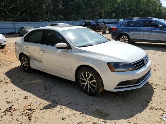 2017 VOLKSWAGEN JETTA SE  
