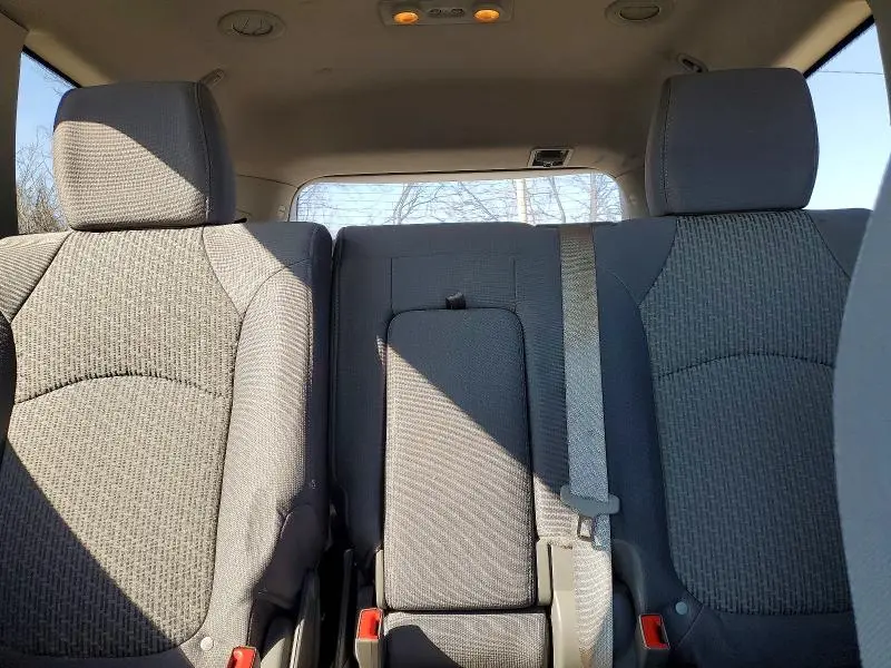 2011 CHEVROLET TRAVERSE LT  