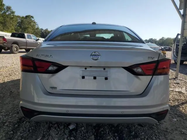 2022 NISSAN ALTIMA SV  