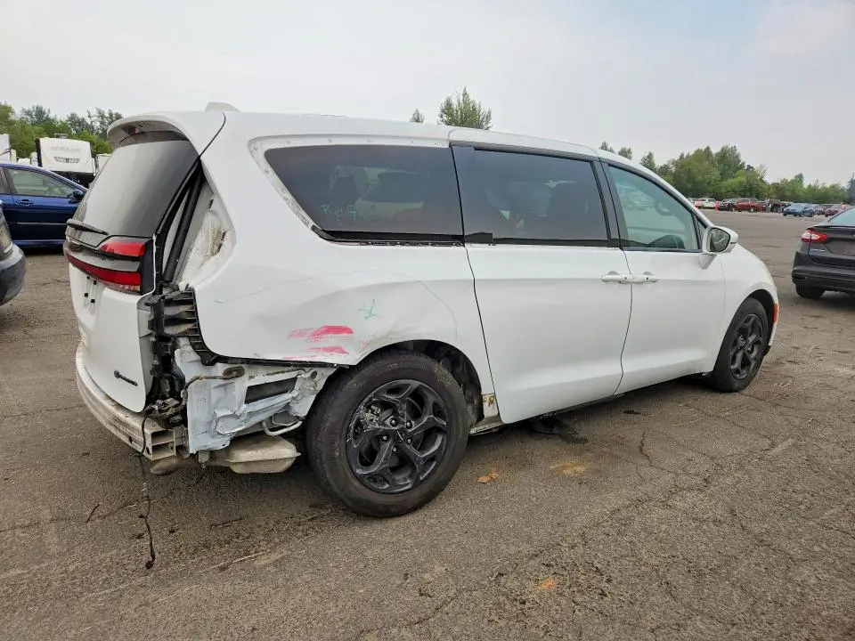 2022 CHRYSLER PACIFICA HYBRID LIMITED  