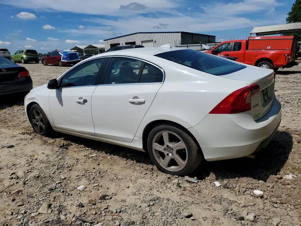 2012 VOLVO S60 T5  