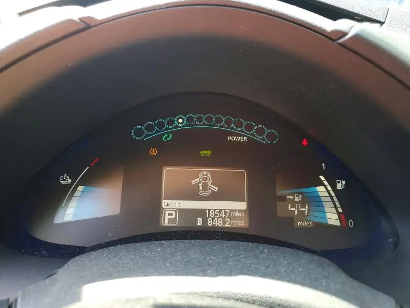 2017 NISSAN LEAF S  