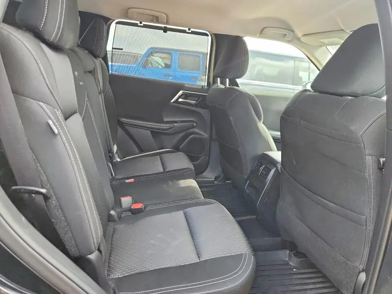 2024 MITSUBISHI OUTLANDER ES  