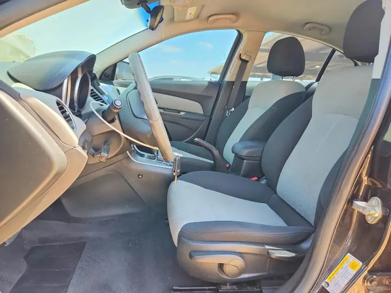2011 CHEVROLET CRUZE LS  