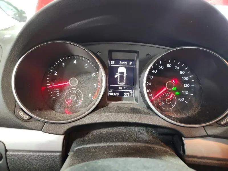 2013 VOLKSWAGEN GOLF   