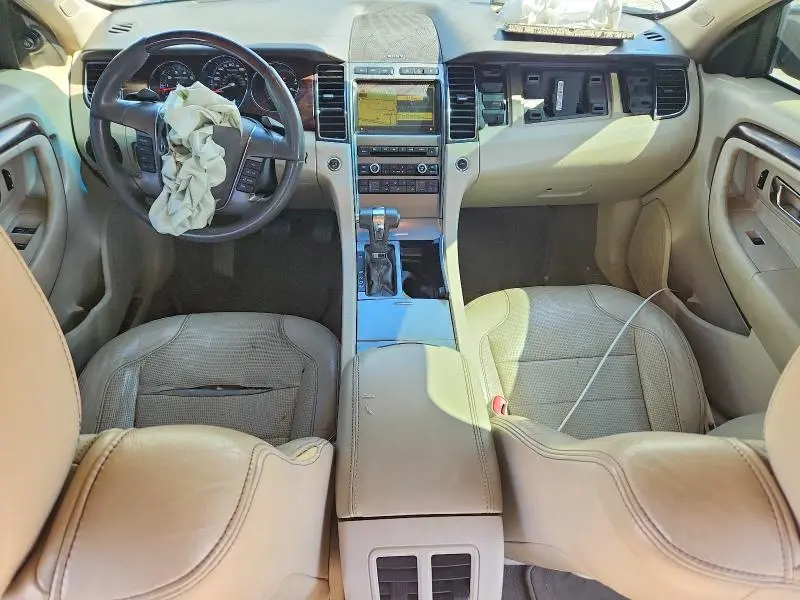 2010 FORD TAURUS LIMITED  