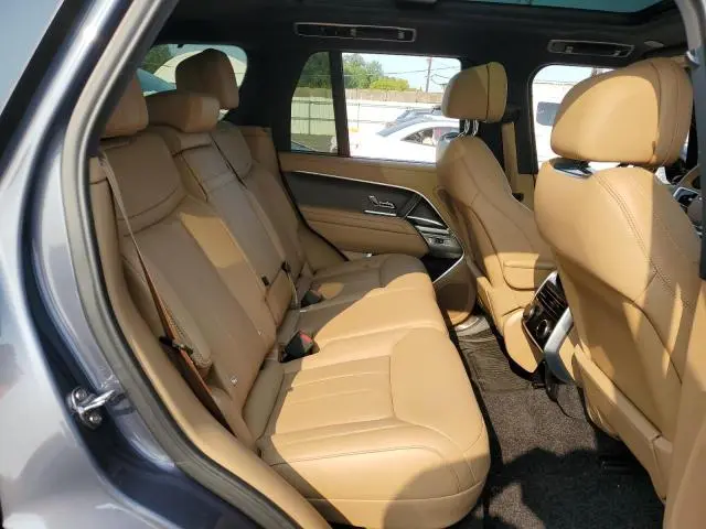 2025 LAND ROVER RANGE ROVER SE  
