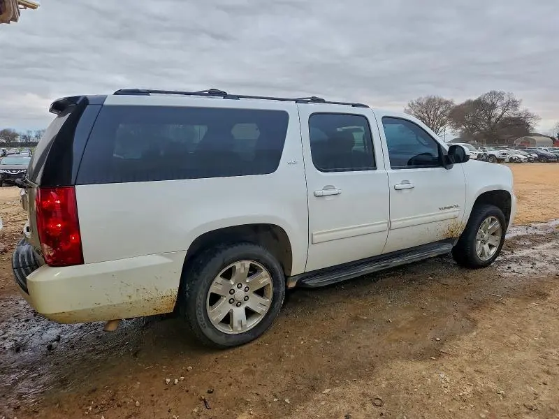 2011 GMC YUKON XL C1500 SLT  