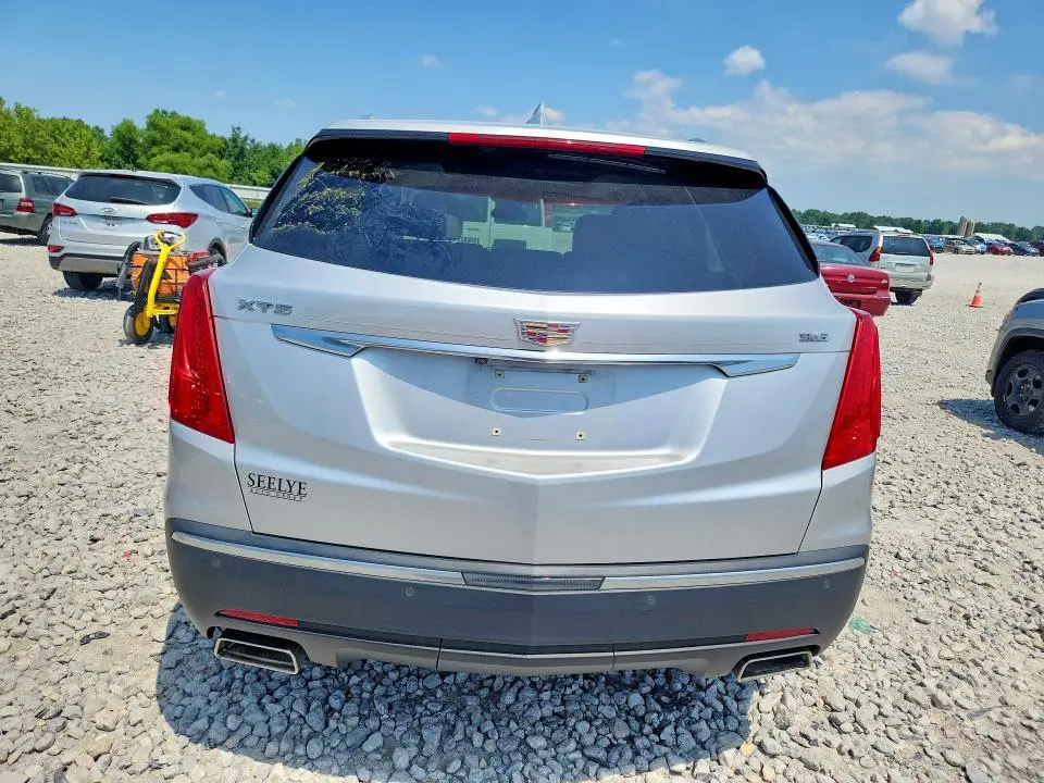 2018 CADILLAC XT5 LUXURY  