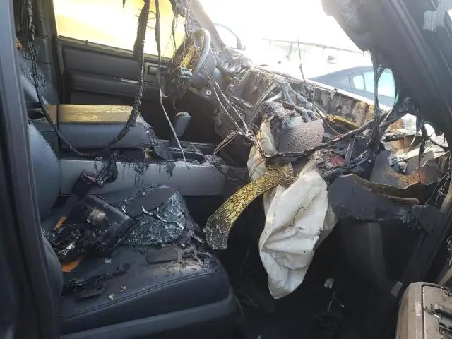 2016 FORD EXPEDITION EL XLT  