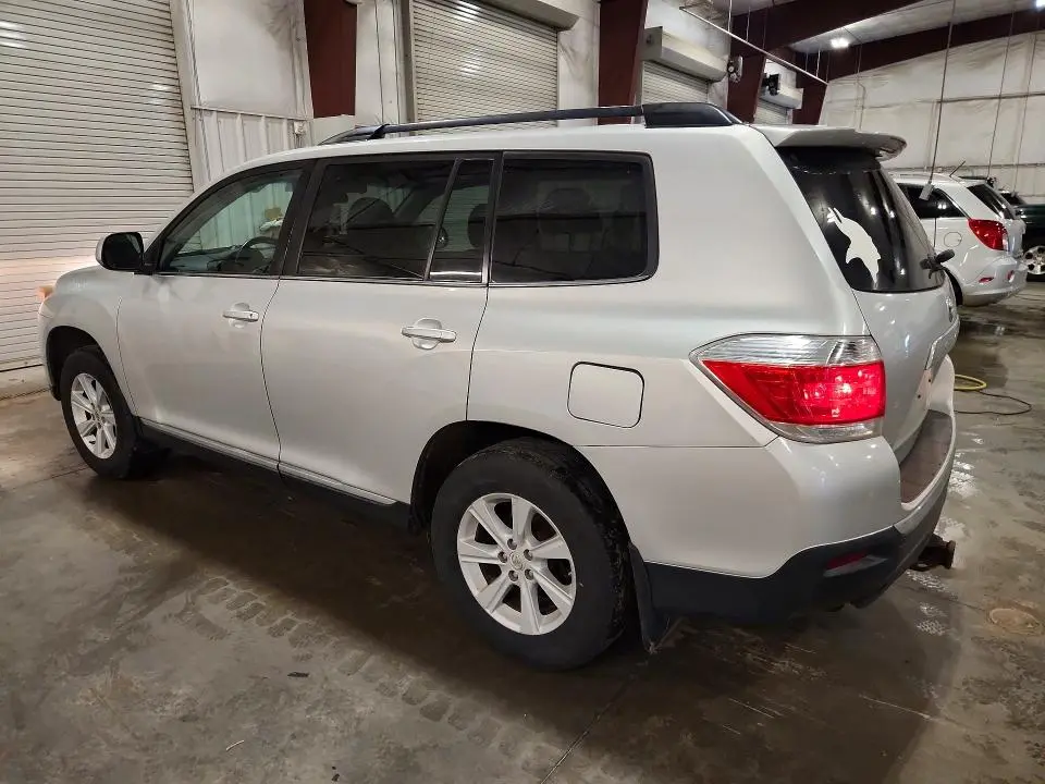 2012 TOYOTA HIGHLANDER BASE  