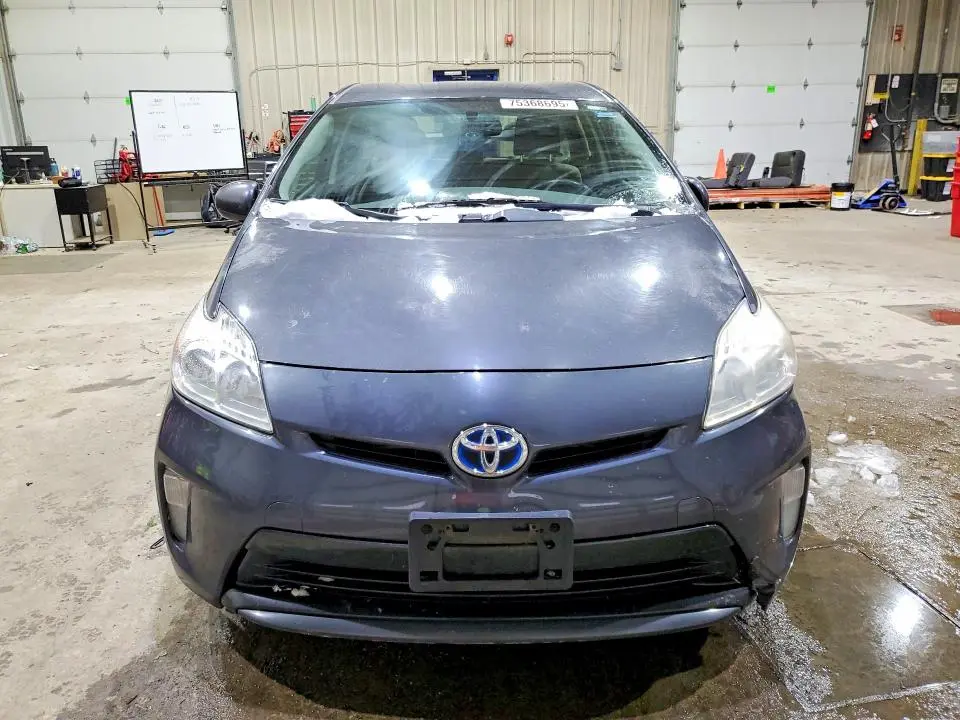 2013 TOYOTA PRIUS THREE  