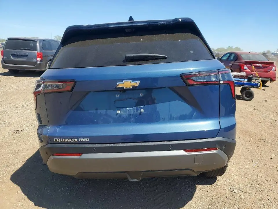 2025 CHEVROLET EQUINOX LT  
