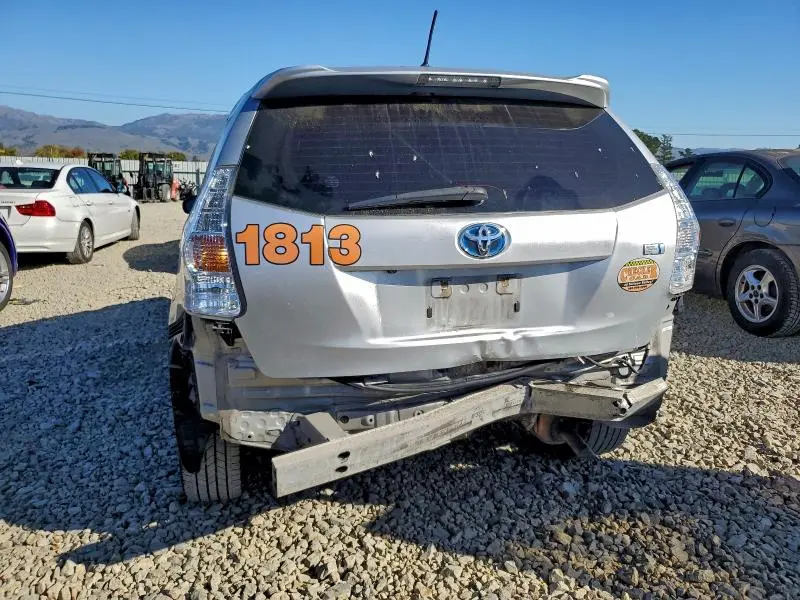 2012 TOYOTA PRIUS V   