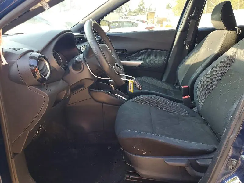 2018 NISSAN KICKS SV  