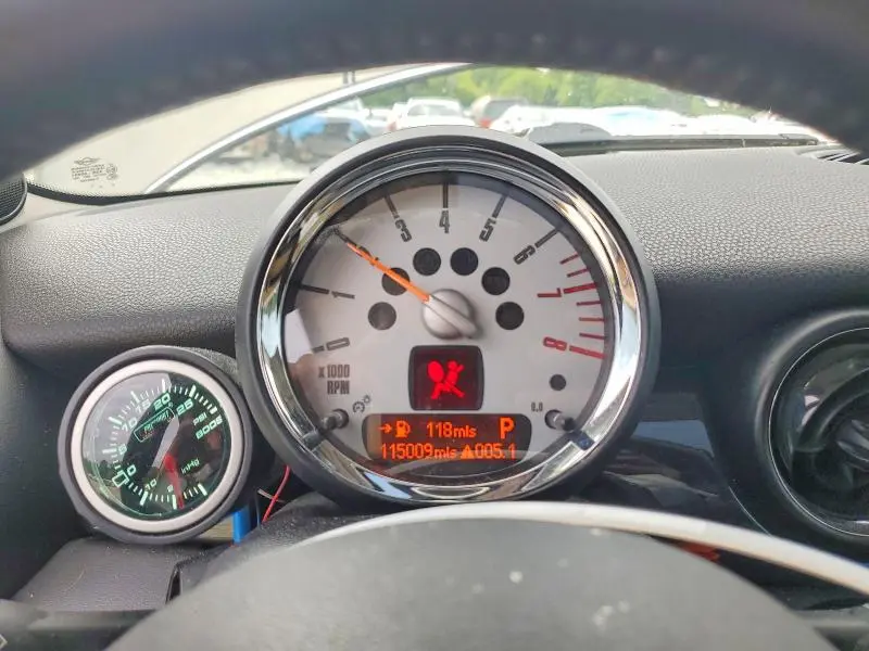2010 MINI COOPER S  