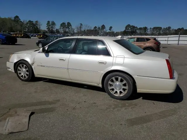 2010 CADILLAC DTS