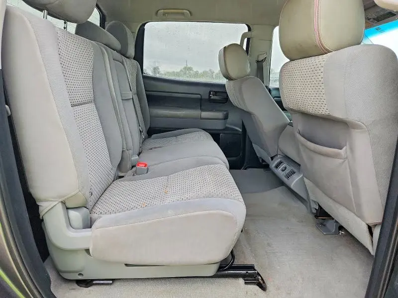 2011 TOYOTA TUNDRA CREWMAX SR5  