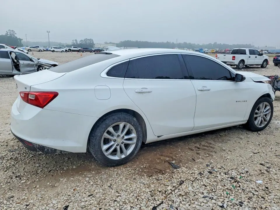 2017 CHEVROLET MALIBU LT  