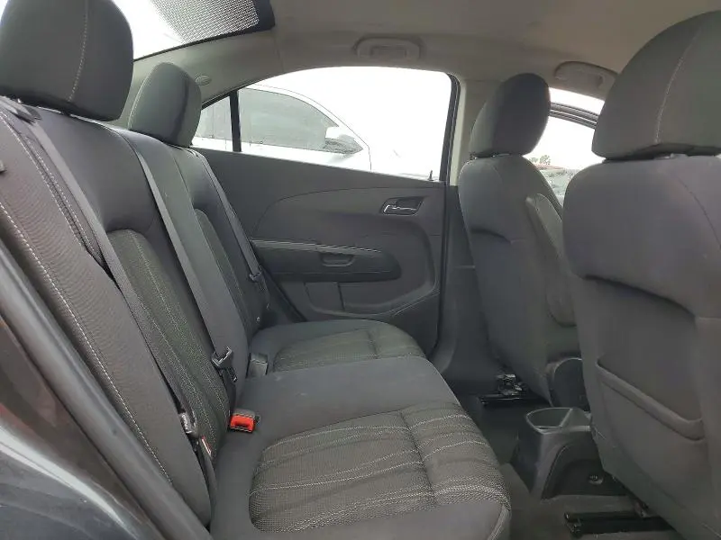 2017 CHEVROLET SONIC LT  