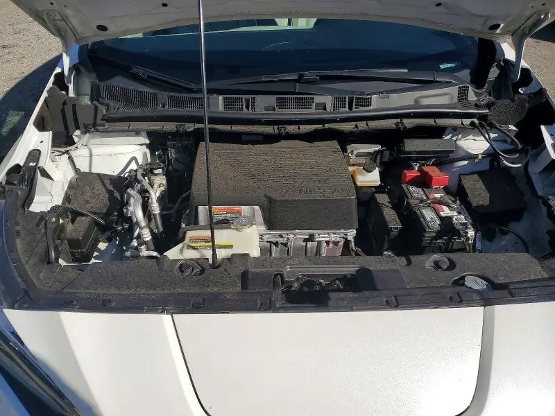 2021 NISSAN LEAF SL PLUS  