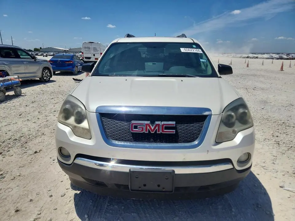 2011 GMC ACADIA SLE  