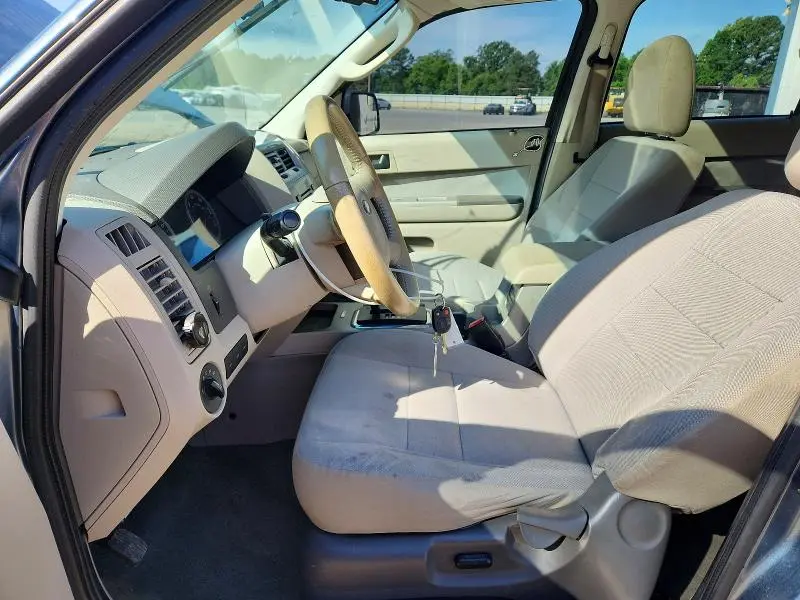 2011 FORD ESCAPE XLT  