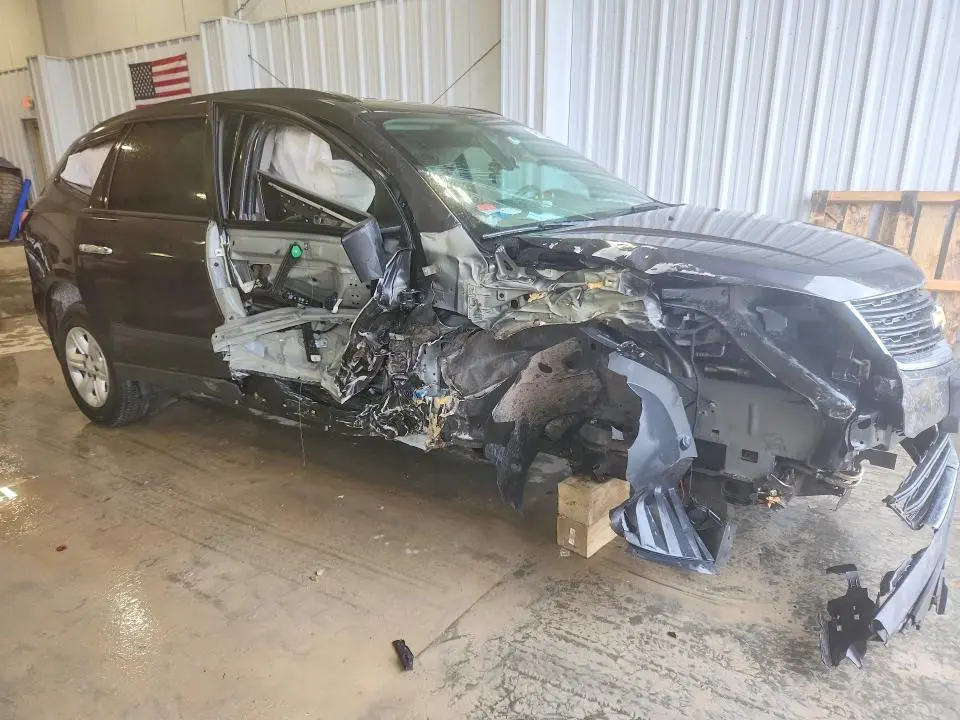 2015 CHEVROLET TRAVERSE LS  