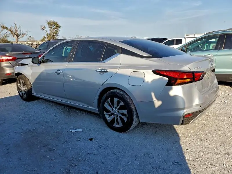 2020 NISSAN ALTIMA S  