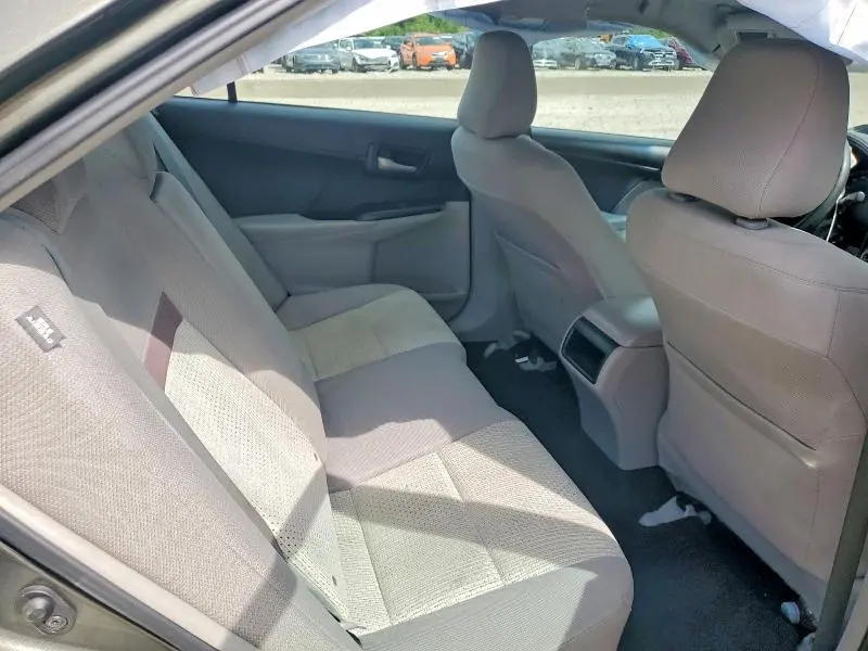 2014 TOYOTA CAMRY LE  