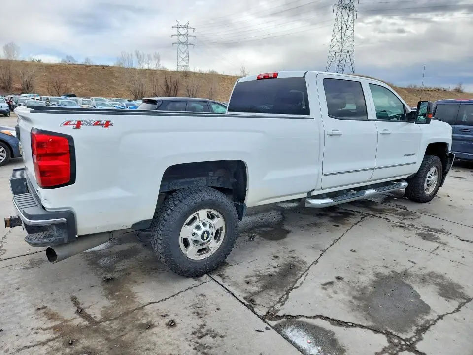 2015 CHEVROLET SILVERADO K2500 HEAVY DUTY LT  