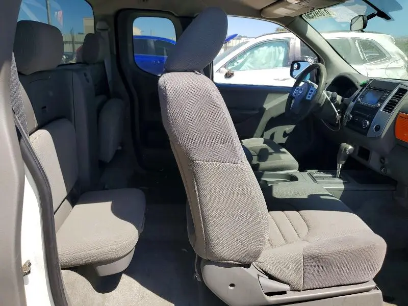 2018 NISSAN FRONTIER S  