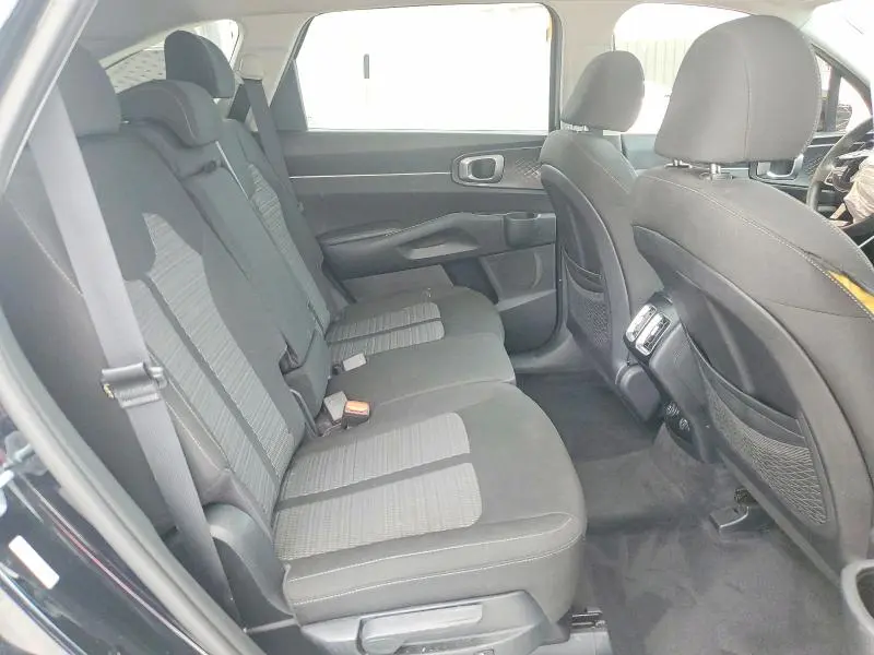 2021 KIA SORENTO LX  