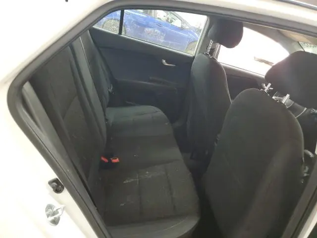 2022 KIA RIO LX