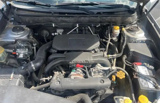 2011 SUBARU OUTBACK 2.5I PREMIUM  