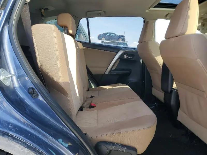 2014 TOYOTA RAV4 XLE  