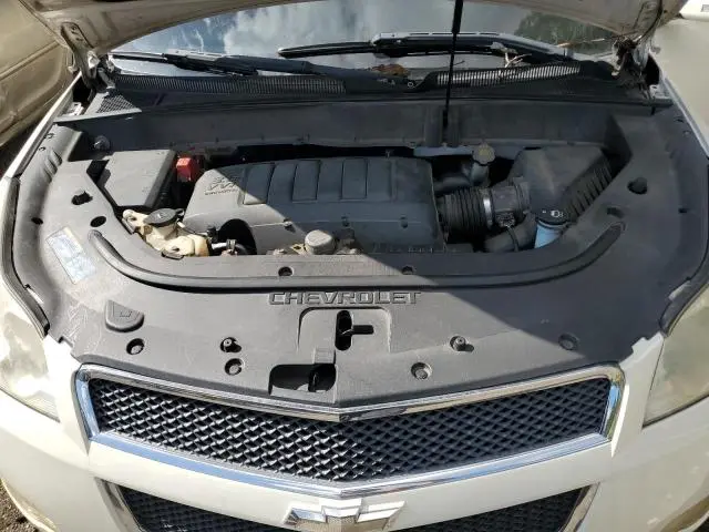 2011 CHEVROLET TRAVERSE LT  