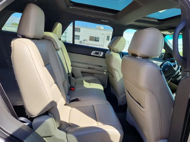 2011 FORD EXPLORER XLT  