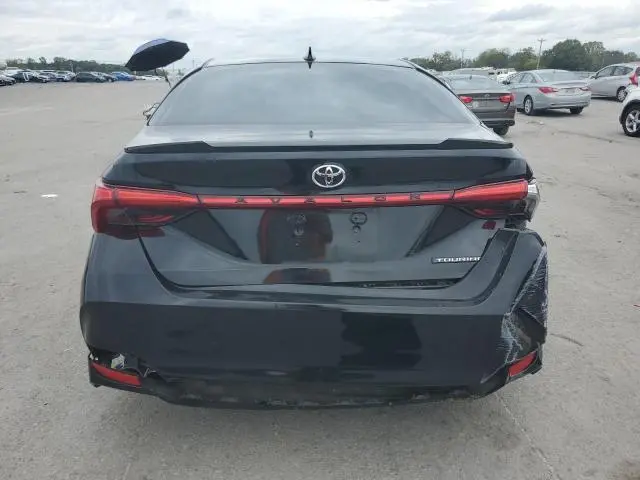2019 TOYOTA AVALON XLE  
